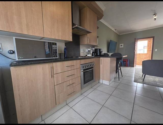 2 BEDROOM TOWNHOUSE FOR SALE IN MEYERSDAL